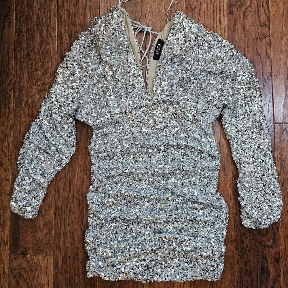 Sequin Ruched V-Neck Party Dress - Silver